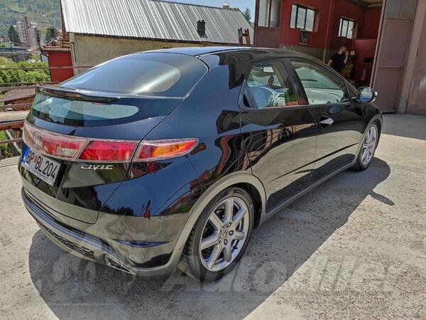 Honda - Civic - 2.2