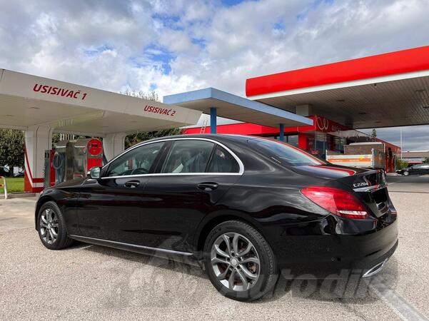 Mercedes Benz - C 220 - C 220 D