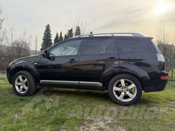 Mitsubishi - Outlander - 2.0 dizel
