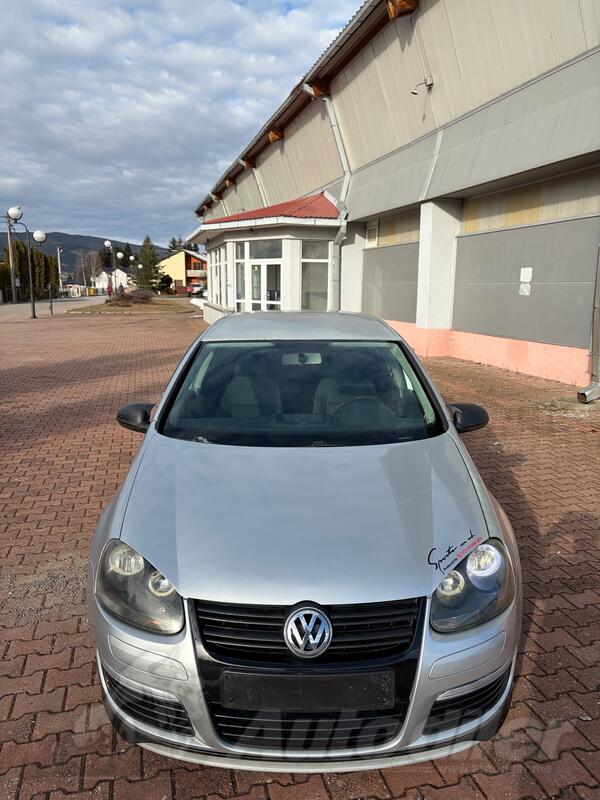 Volkswagen - Golf 5 - 1.9