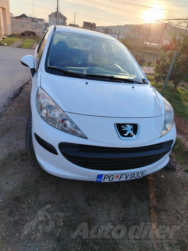 Peugeot - 207 - 1,4 HDI