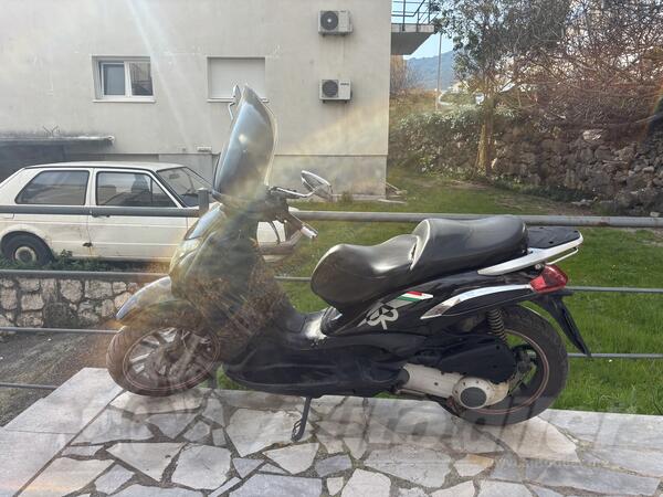 Piaggio - Beverly