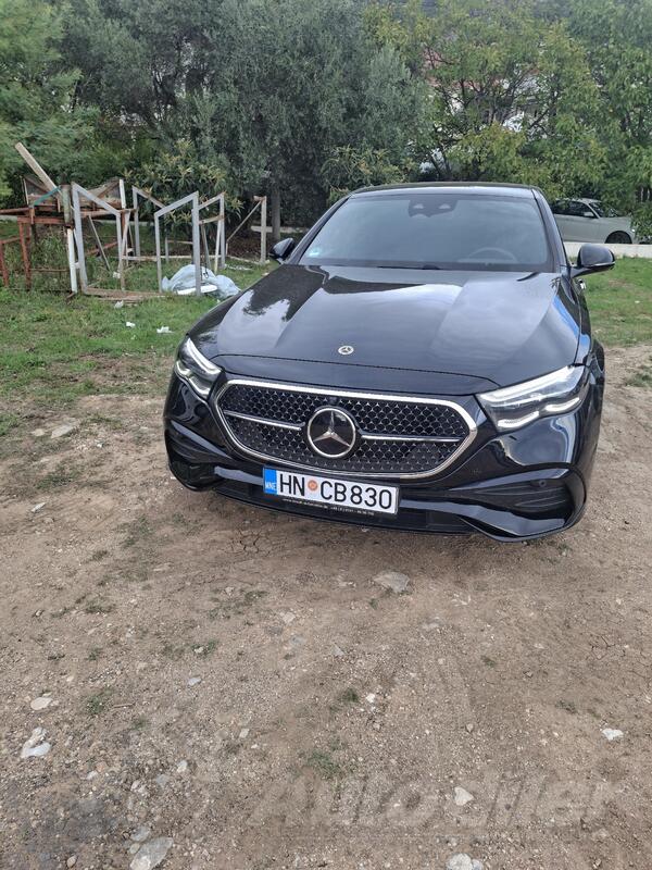 Mercedes Benz - E 220