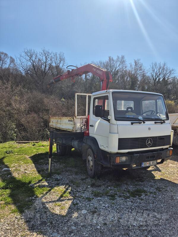 Mercedes Benz - 1114k