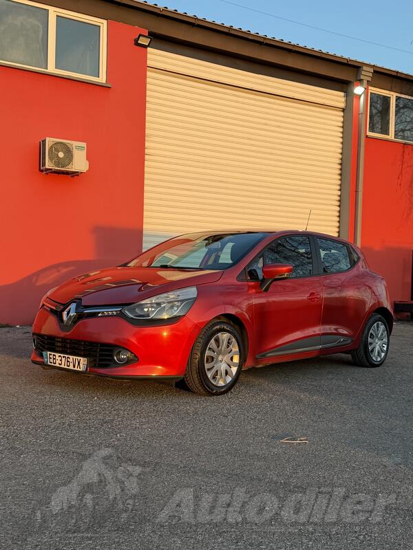 Renault - Clio - 1.5 dci