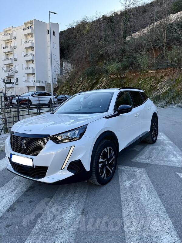 Peugeot - 2008 - 1.2 ALLURE