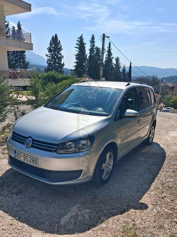 Volkswagen - Touran - 2.0 TDI