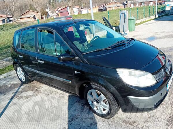 Renault - Scenic - 1.9