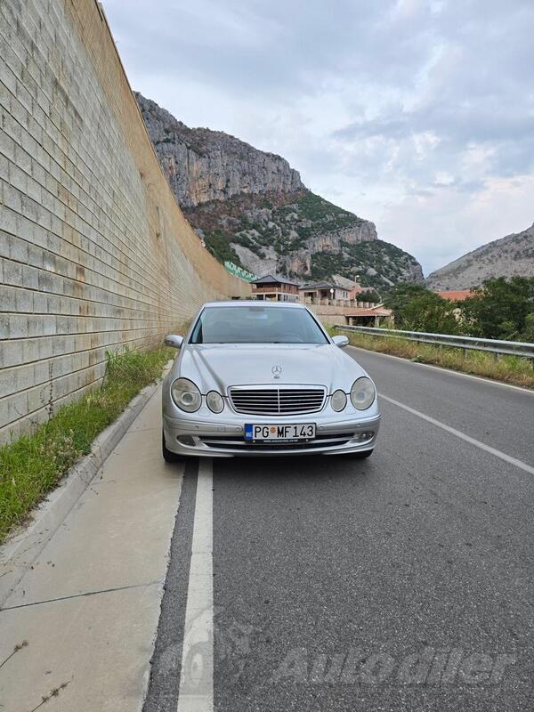 Mercedes Benz - E 220