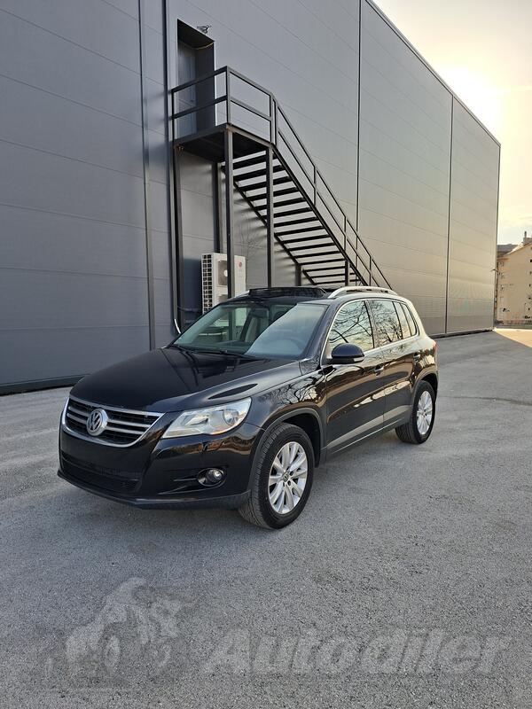 Volkswagen - Tiguan - 2.0 TDI 4 MOTION