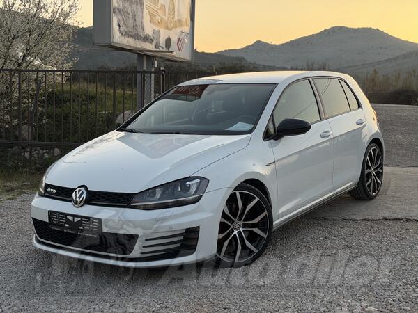 Volkswagen - Golf 7 - 2.0 GTD