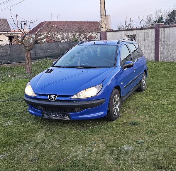 Peugeot - 206 - 1.4hdi