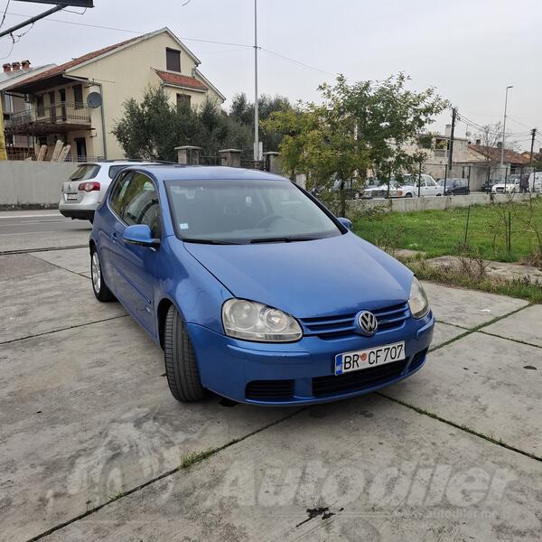 Volkswagen - Golf 5 - 1.9 66kw