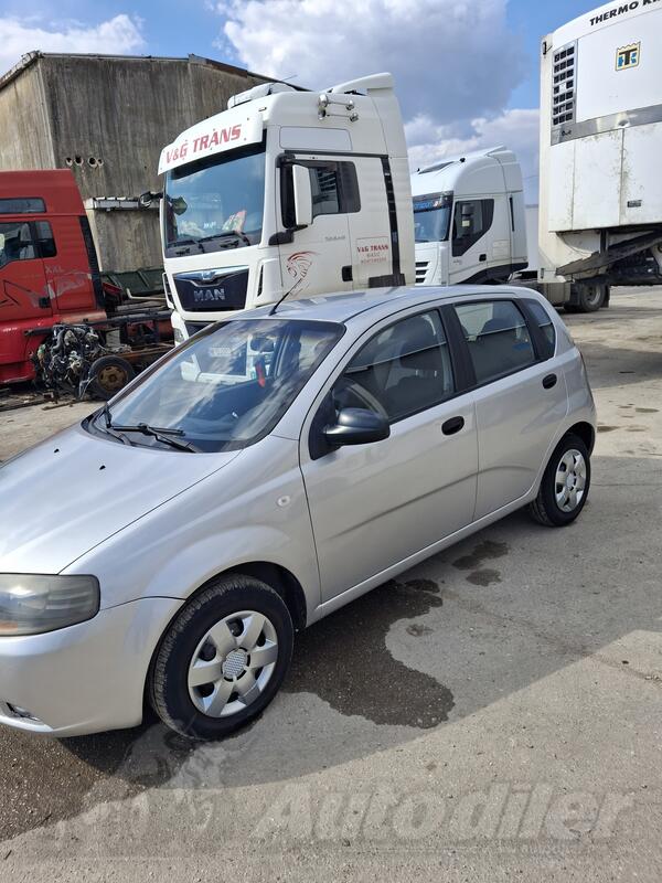 Chevrolet - Aveo - 1,2