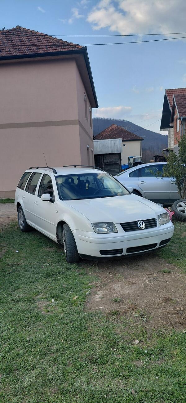 Volkswagen - Bora - 1.9 TDI