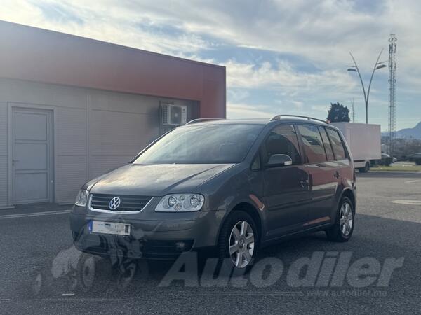 Volkswagen - Touran - 2.0