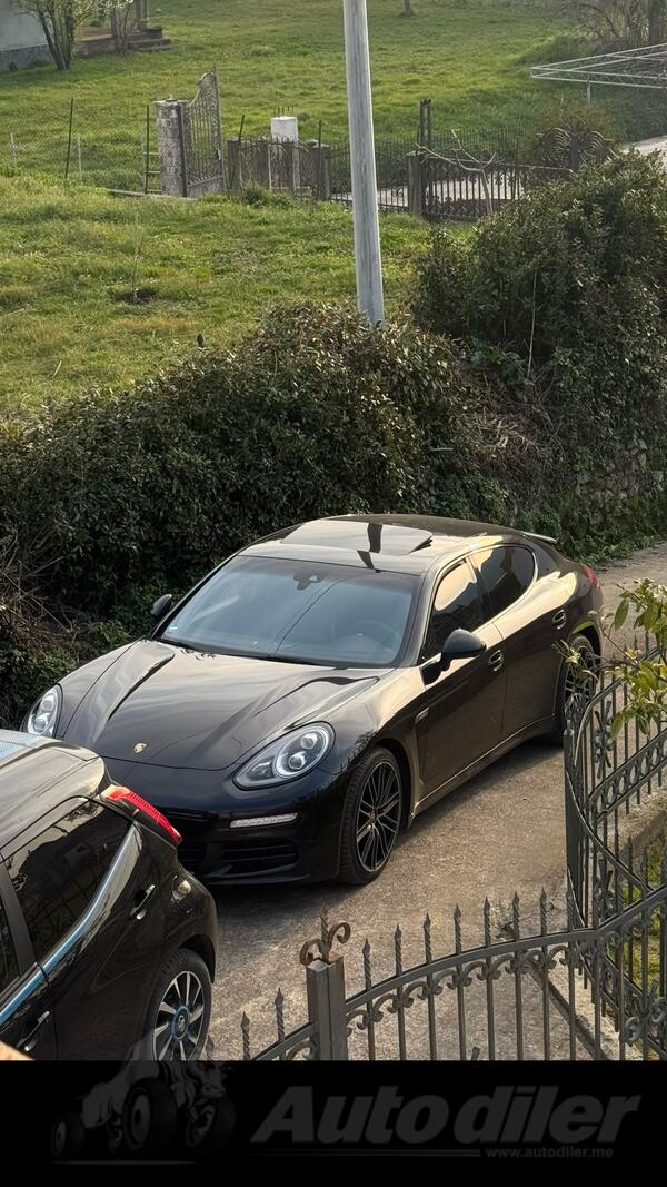 Porsche - Panamera - S 3.0d