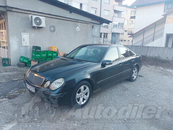 Mercedes Benz - E 220 -  E220 cdi
