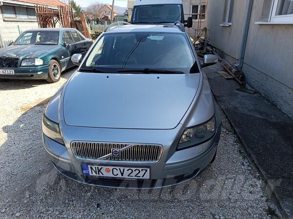 Volvo - V50 - 2.4 D5 Karavan