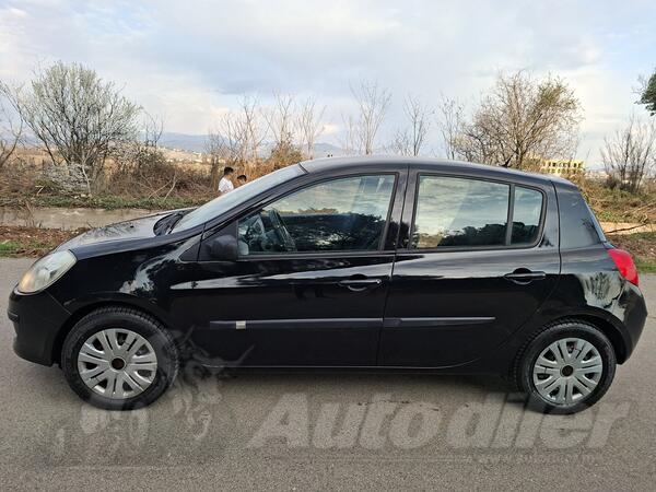 Renault - Clio - 1.2 16 V