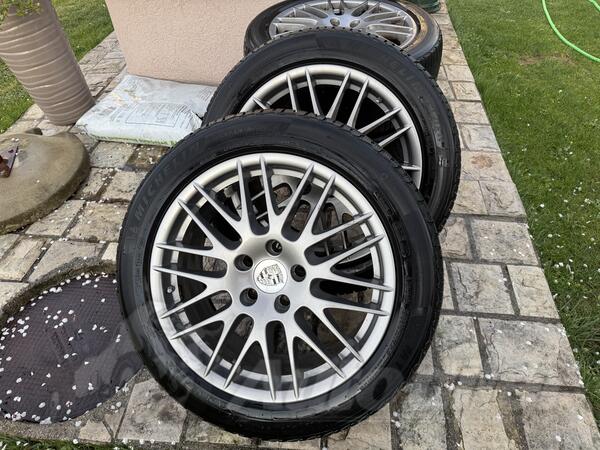 Fabričke felne i Michelin gume