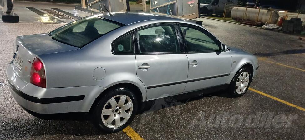 Volkswagen - Passat