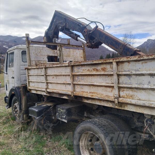 Mercedes Benz - 1217