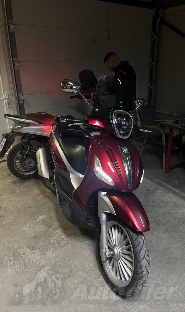 Piaggio - beverly