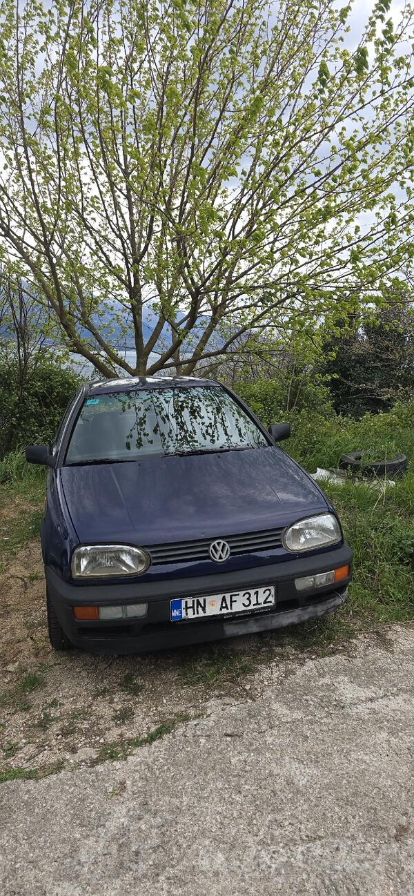 Volkswagen - Golf 3 - TD