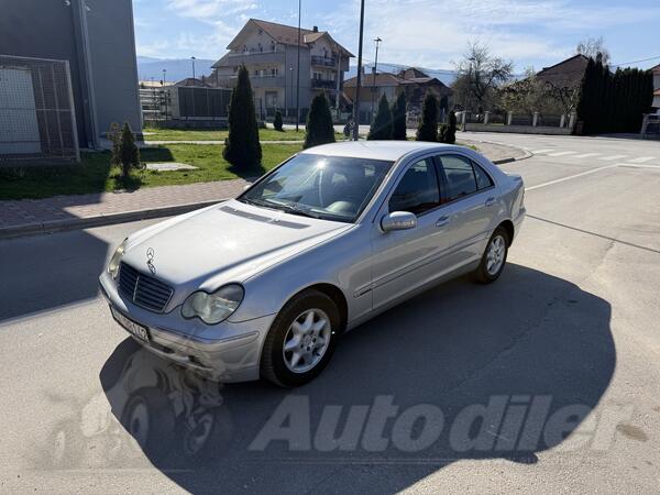 Mercedes Benz - C 220 - 2.2 cdi