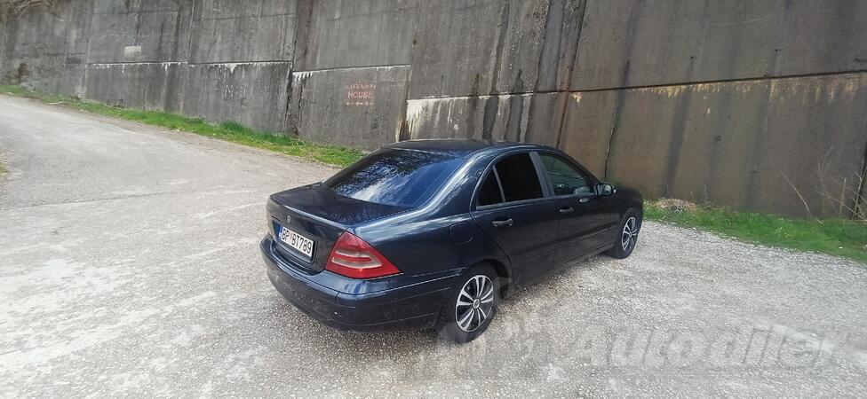 Mercedes Benz - C 220 - 2.2 Cdi
