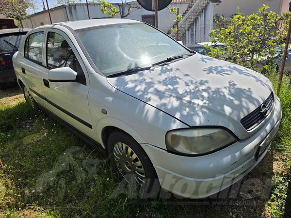 U djelovima Opel - Astra 1.6