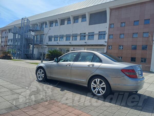 Mercedes Benz - C 220 - AVANGARD-AUTOMATIK