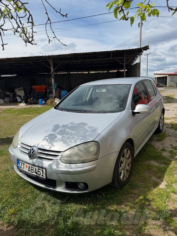 Volkswagen - Golf 5 - 2.0