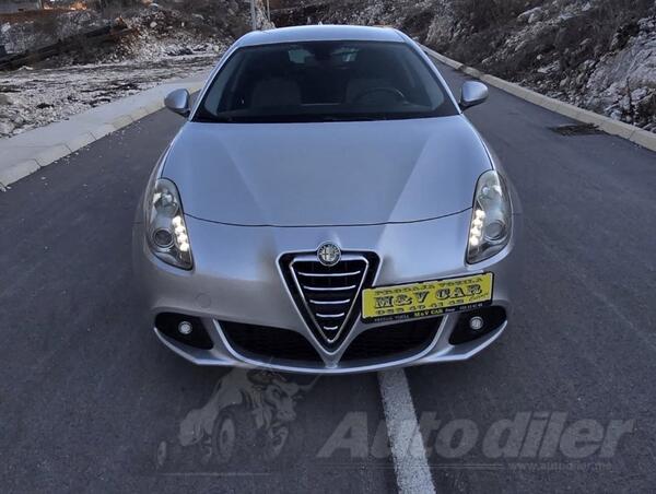 Alfa Romeo - Giulietta - 2.0