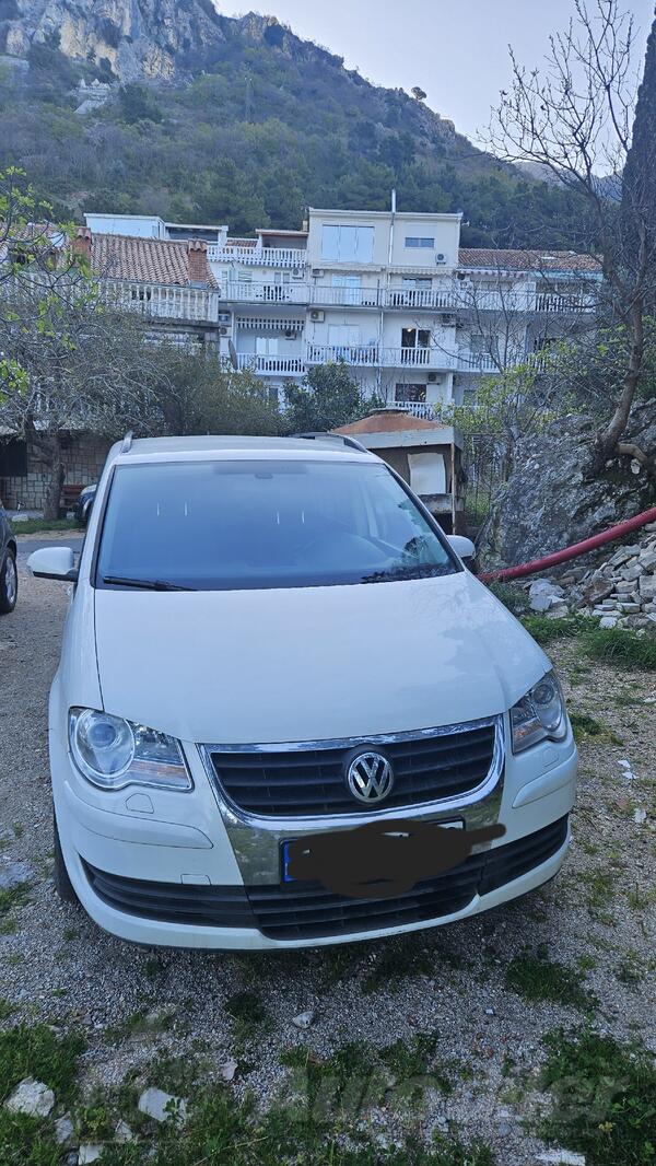 Volkswagen - Touran - 2.0