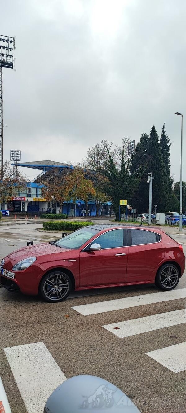 Alfa Romeo - Giulietta - 2.0 JTDM