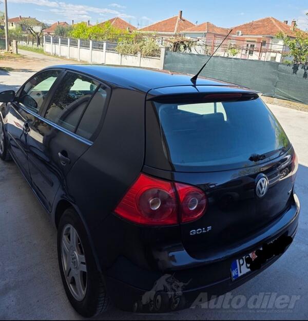 Volkswagen - Golf 5 - 1.9 TDI