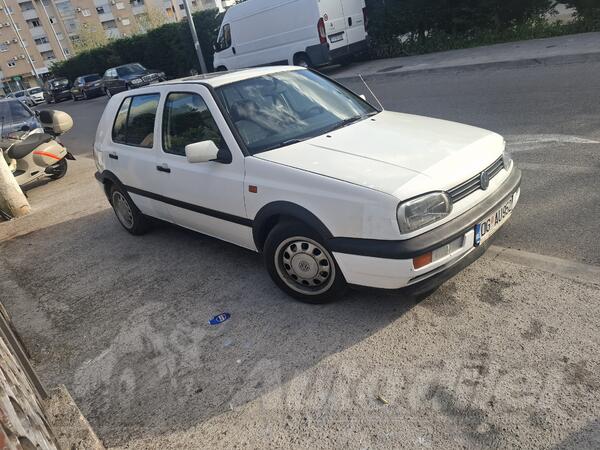 Volkswagen - Golf 3 - 1.6