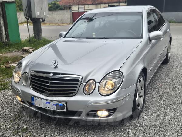 Mercedes Benz - E 220 - cdi