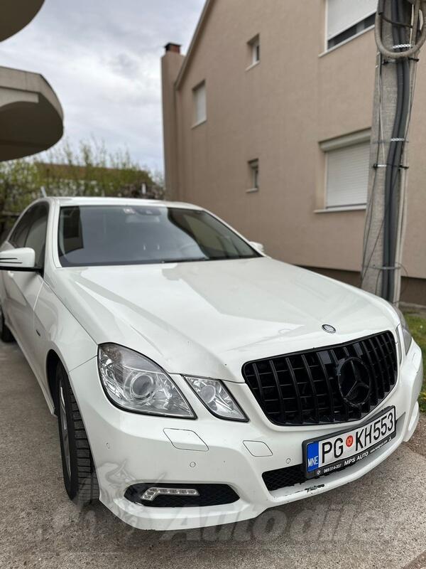 Mercedes Benz - E 200 - E200