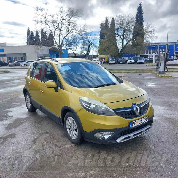 Renault - Scenic - 1.5 DCI