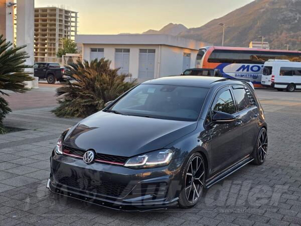 Volkswagen - Golf 7 - 2.0