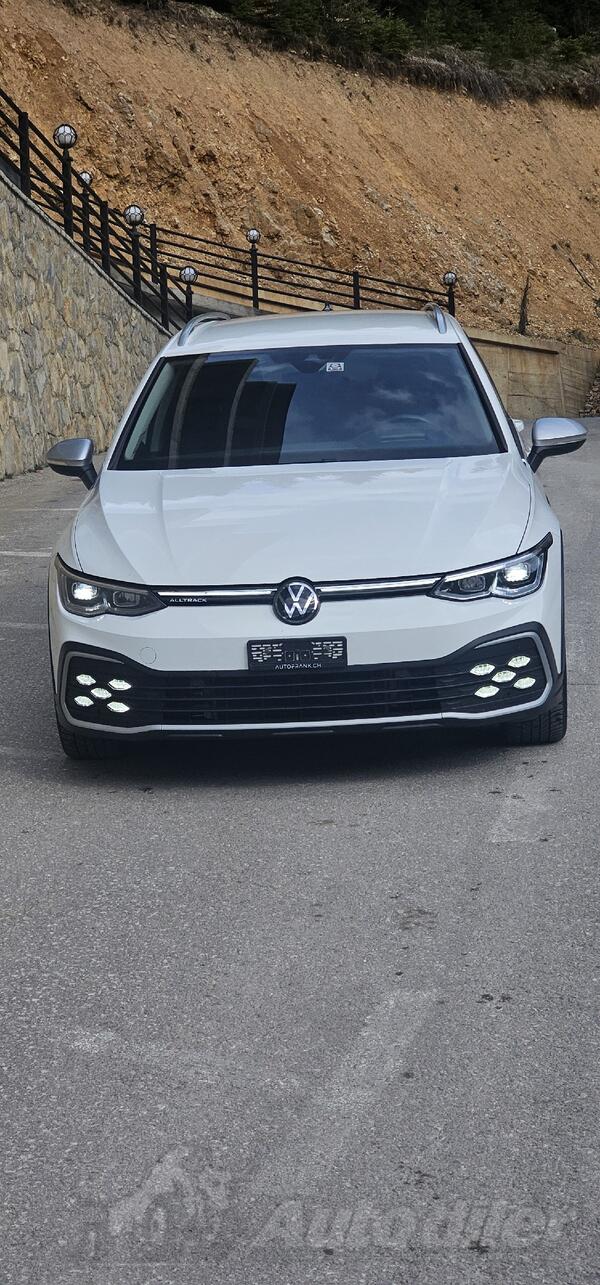 Volkswagen - Golf 8 - 2.0 TDI
