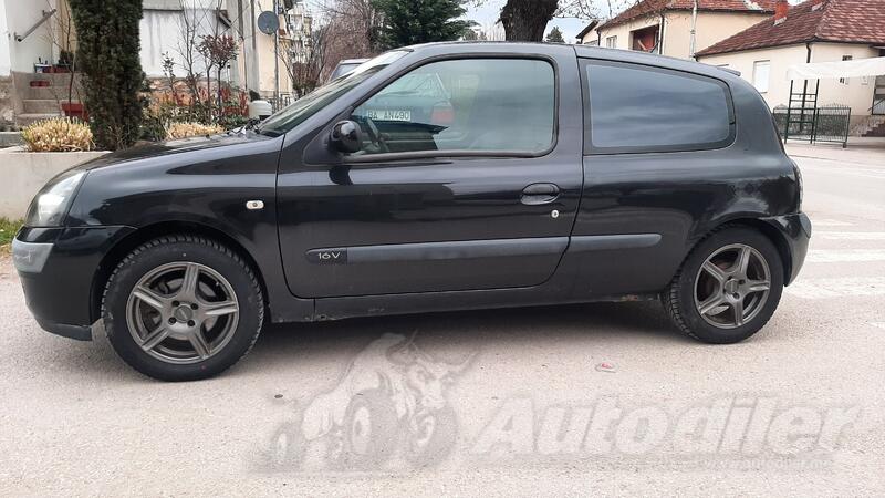 U djelovima Renault - Clio benz