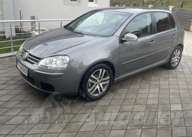 Volkswagen - Golf 5 - 1.9 TDI
