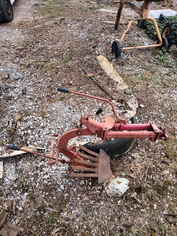 Honda - Odgovara za F42, f400, F420, F600 i F620