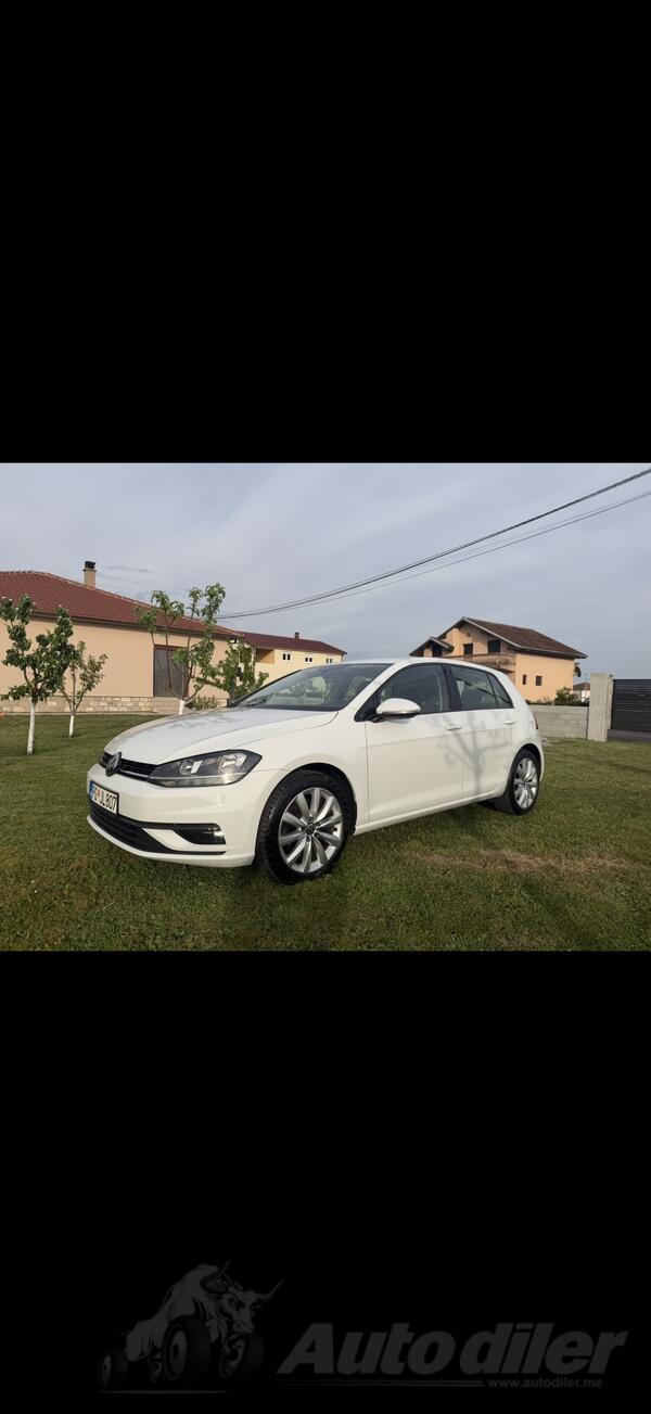 Volkswagen - Golf 7 - 1.0 TSI
