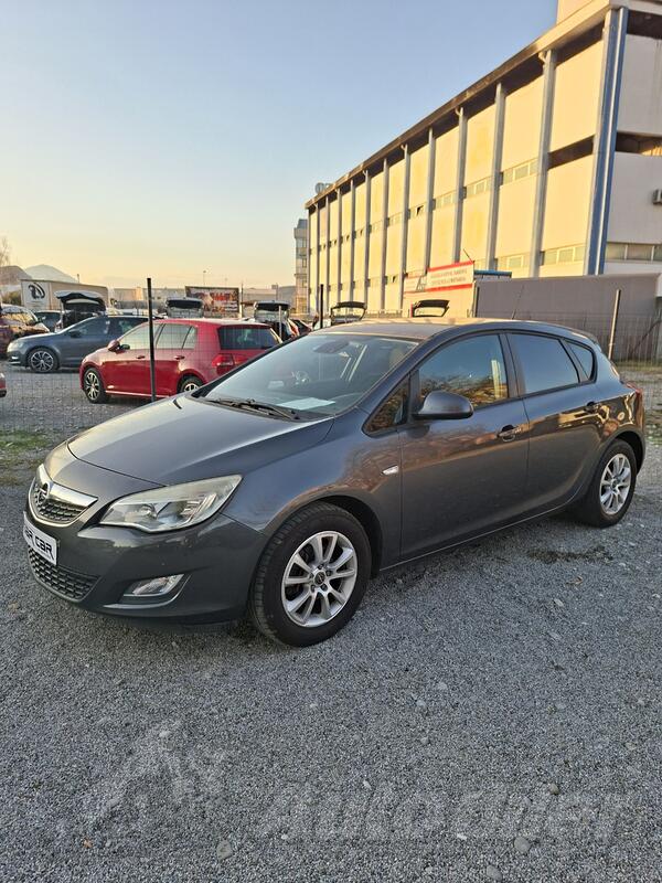 Opel - Astra - 1.3 CDTI