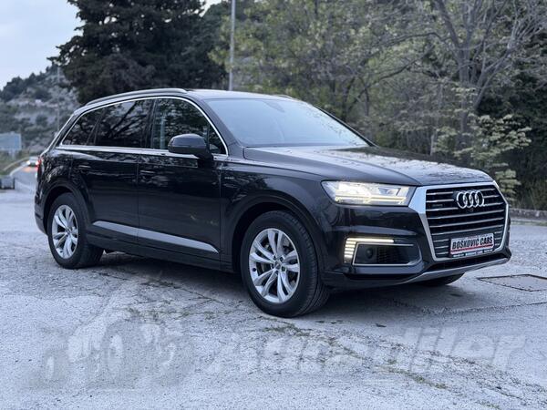 Audi - Q7 - 3.0 E-tron